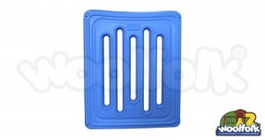 Panel tipo ventana para juegos infantiles de madera.