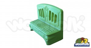 Panel tipo ventana para juegos infantiles de madera.