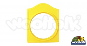 Panel tipo ventana para juegos infantiles de madera.