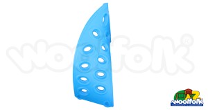 Panel tipo ventana para juegos infantiles de madera.