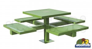 Mesa para Exteriores.-MES003