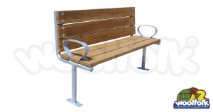 Mesa para Exteriores.-BAN004