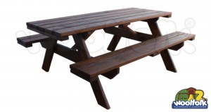 Mesa para Exteriores.-MES050