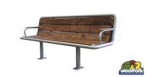 Mesa para Exteriores.-BAN006